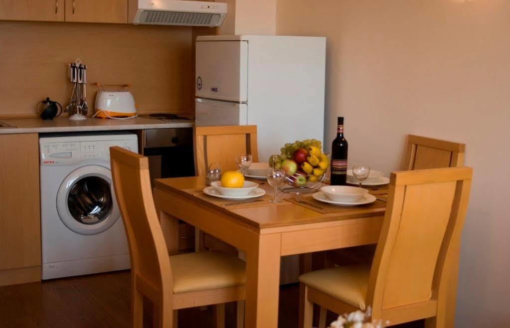סאני ביץ' Sb Rentals Apartments In Royal Dreams Complex מראה חיצוני תמונה